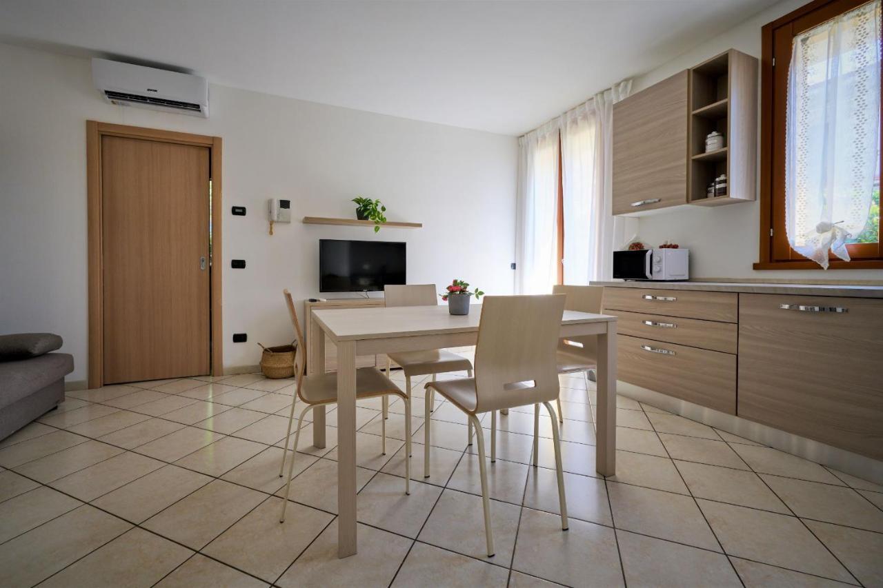 Appartement La Casa Dei Tigli - Bilocale Con Taverna E Giardino à Gorgonzola Extérieur photo